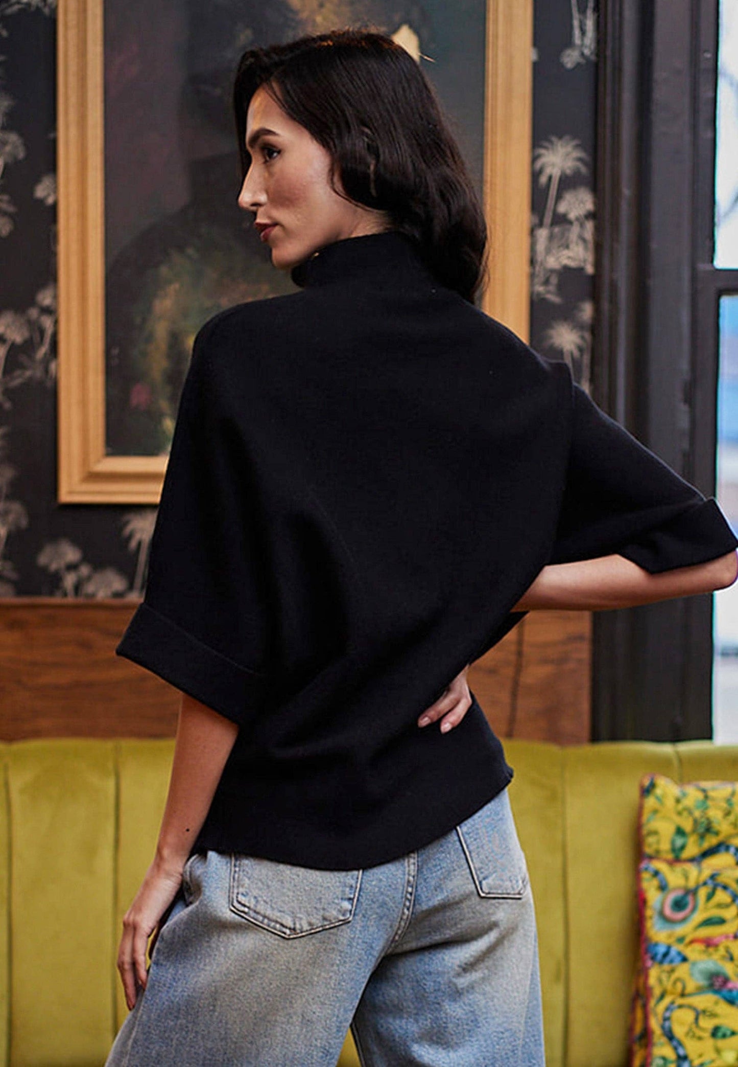 ANGELEYE - Turtle Neck Black Jumper with White Flower: L