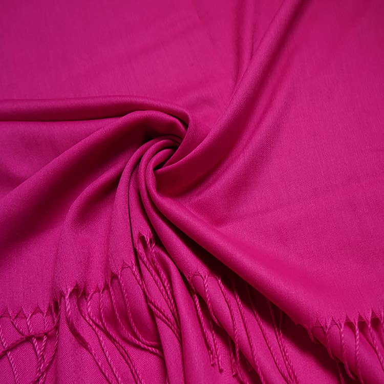 London Scarves - Plain cotton blend pashmina with tassels: Peach A29