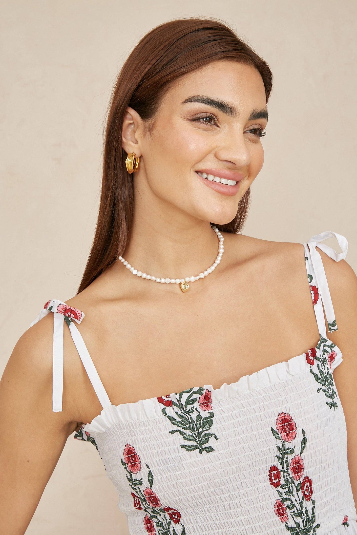 Yumi - Yumi White Floral Printed Smocked Midi Dress: White / 16