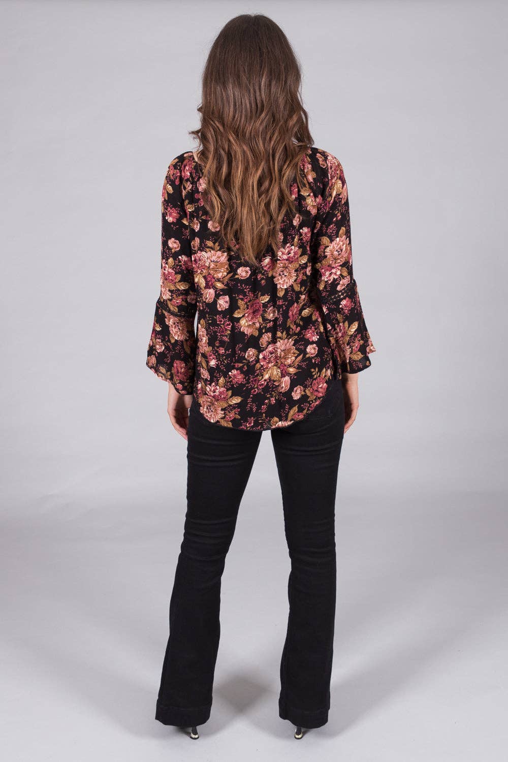 SOLO - Floral Top with Bell Sleeves: 10