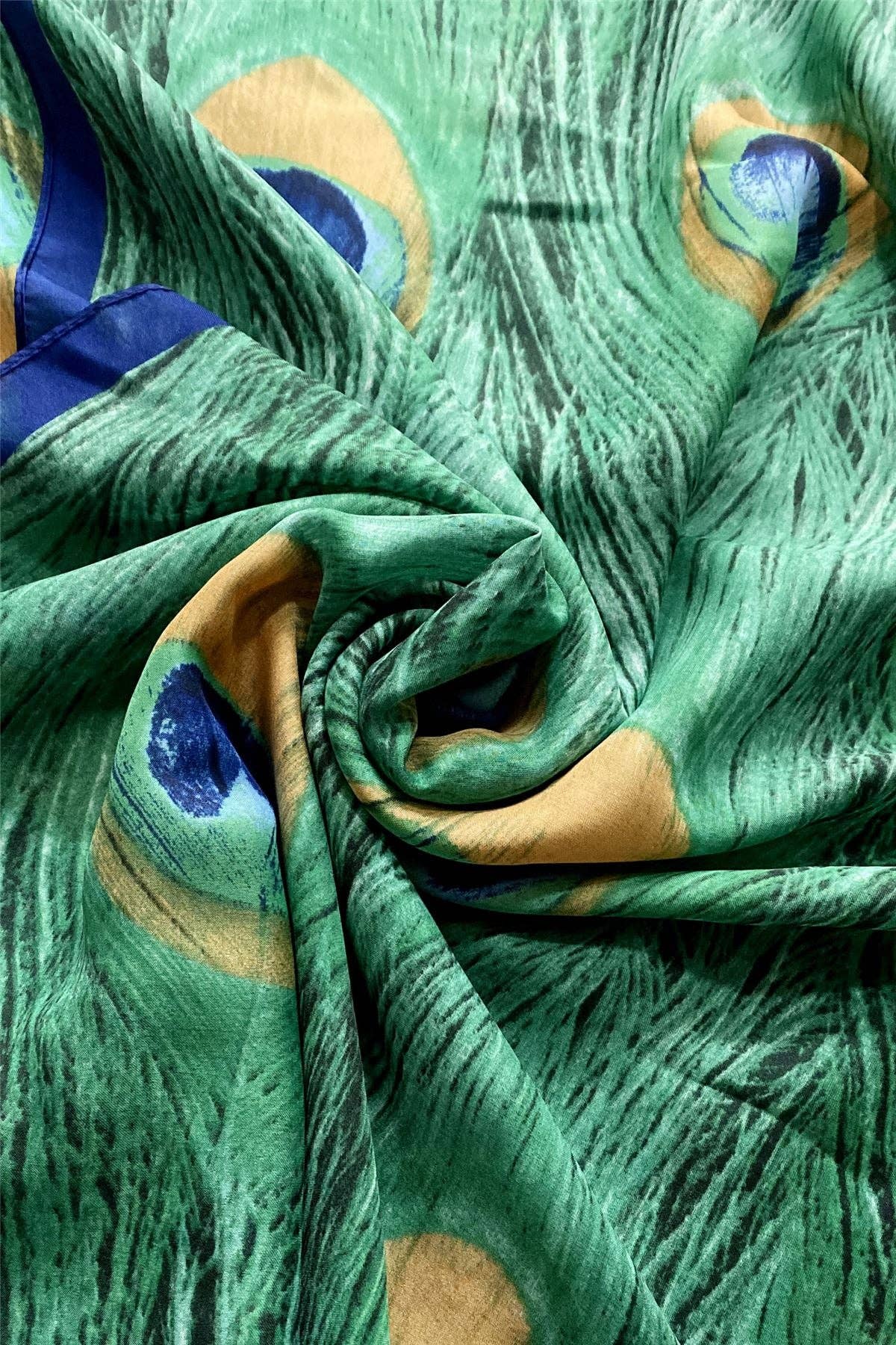 Fashion Scarf World - Peacock Feather Print Silk Scarf: Green