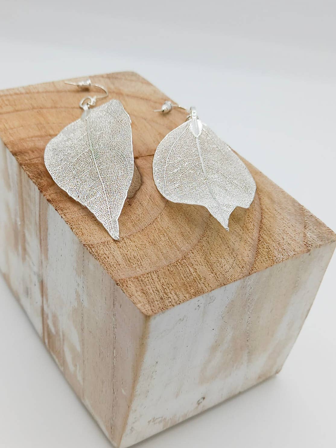 Jess & Lou - Filigree Leaf Drop Earring in Silver ER032S