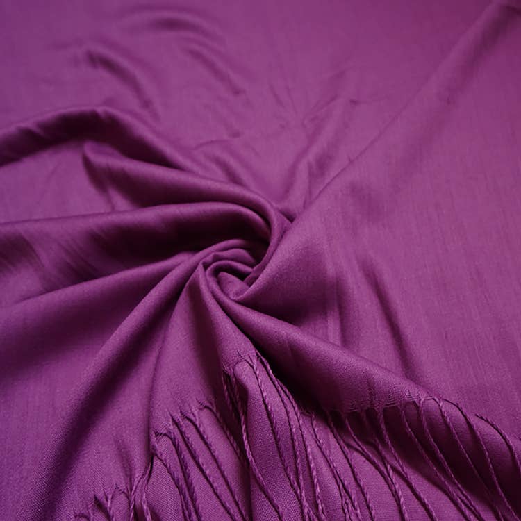 London Scarves - Plain cotton blend pashmina with tassels: Peach A29