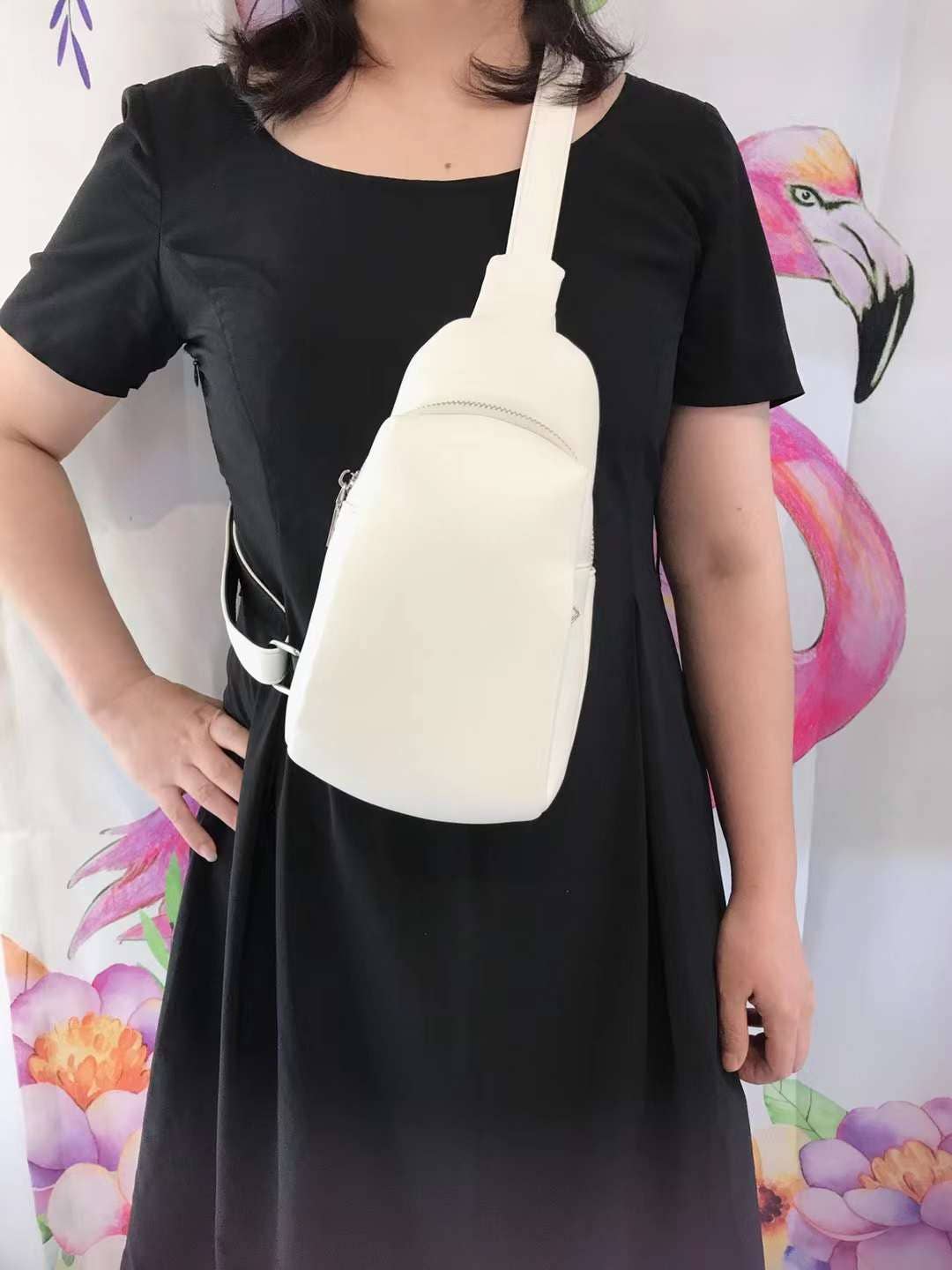 Soft Medium Size 2 Zips Side Pockets Sling Bag Chest Bag: Black