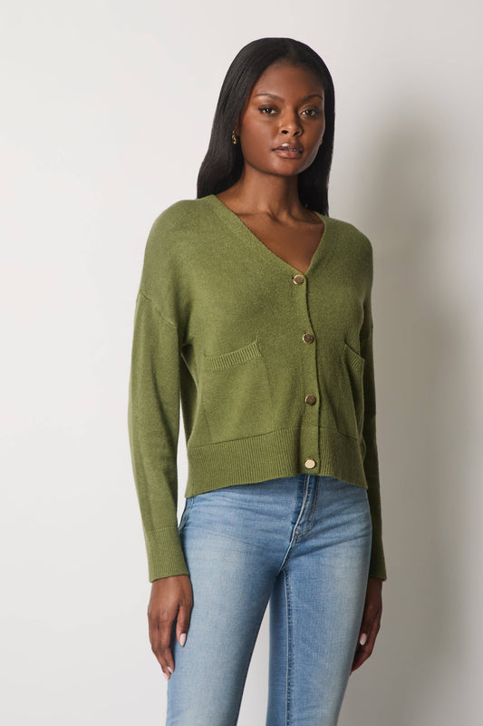 SOLO - V-Neck Buttoned Cardigan with Pockets - Khaki: 12