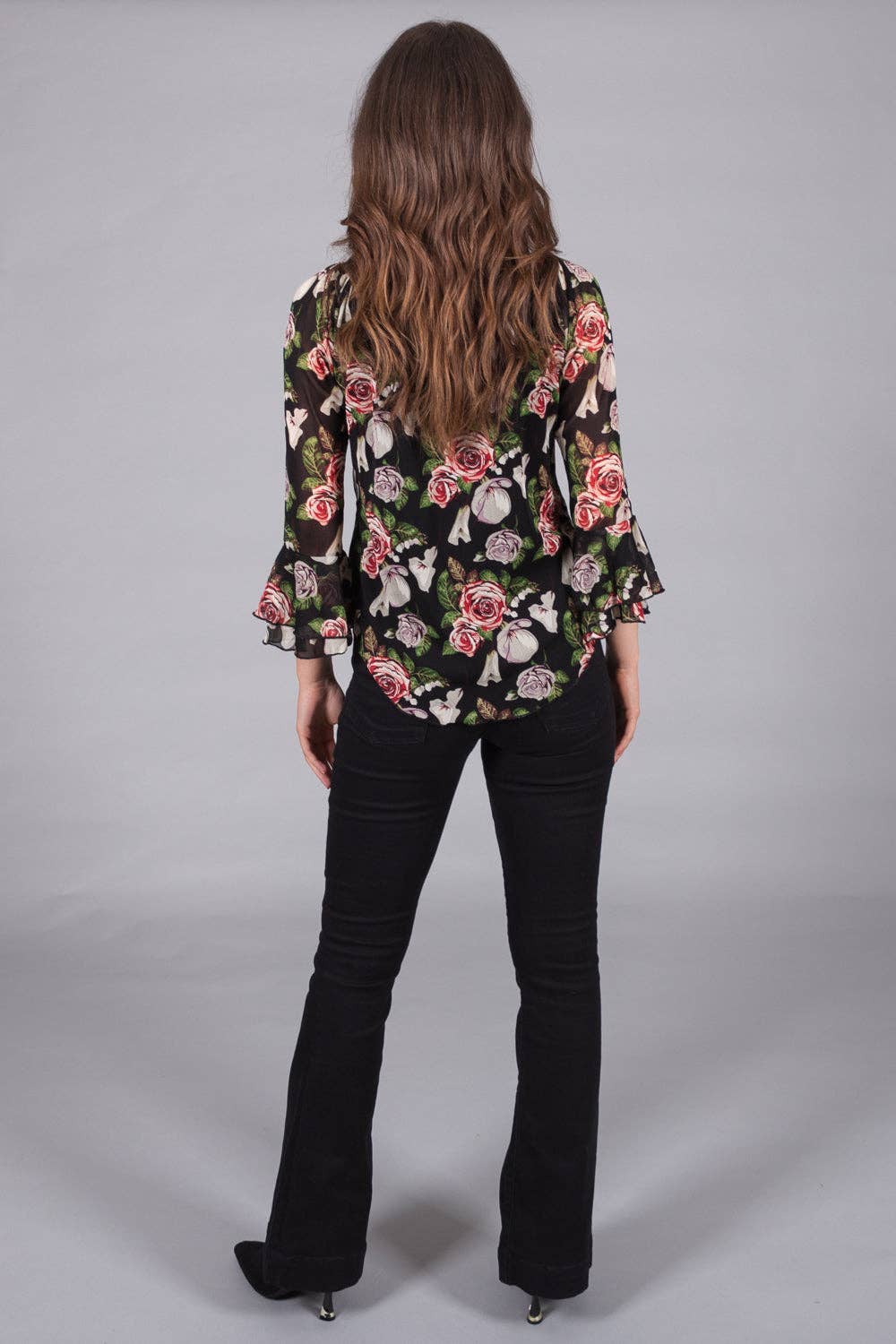 SOLO - Floral Chiffon Top with Ruffle Sleeves: 10