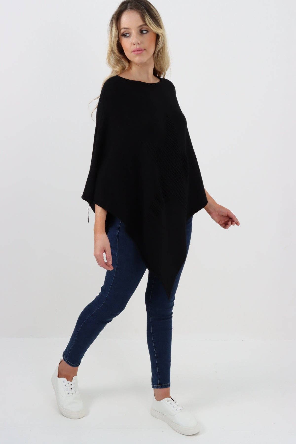 Italian Knitted Lagenlook Star Poncho: Beige / One Size To Fit UK 8-18