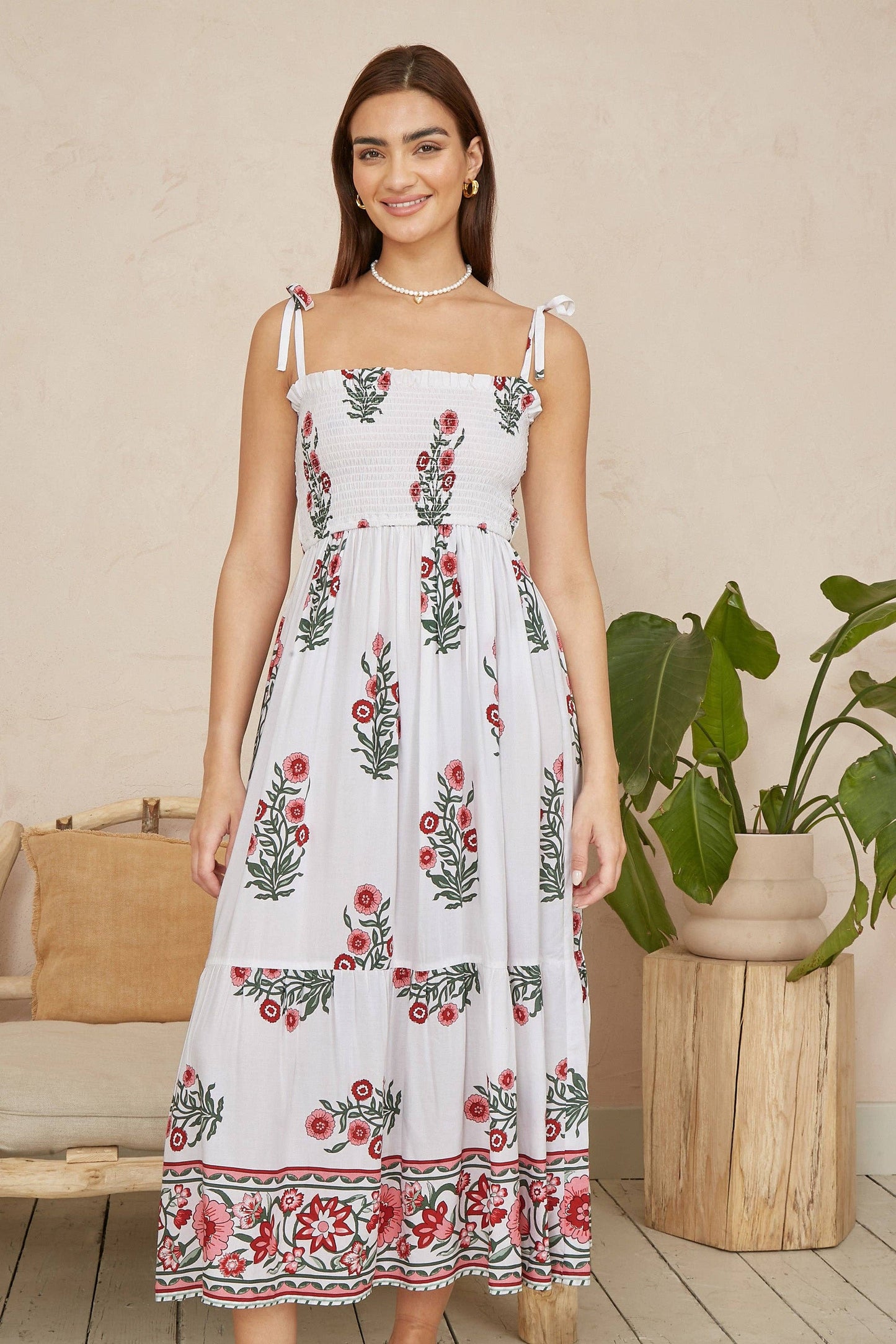 Yumi - Yumi White Floral Printed Smocked Midi Dress: White / 16