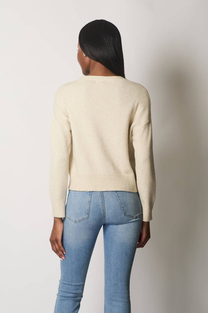 SOLO - V-Neck Buttoned Cardigan with Pockets - Stone: 12