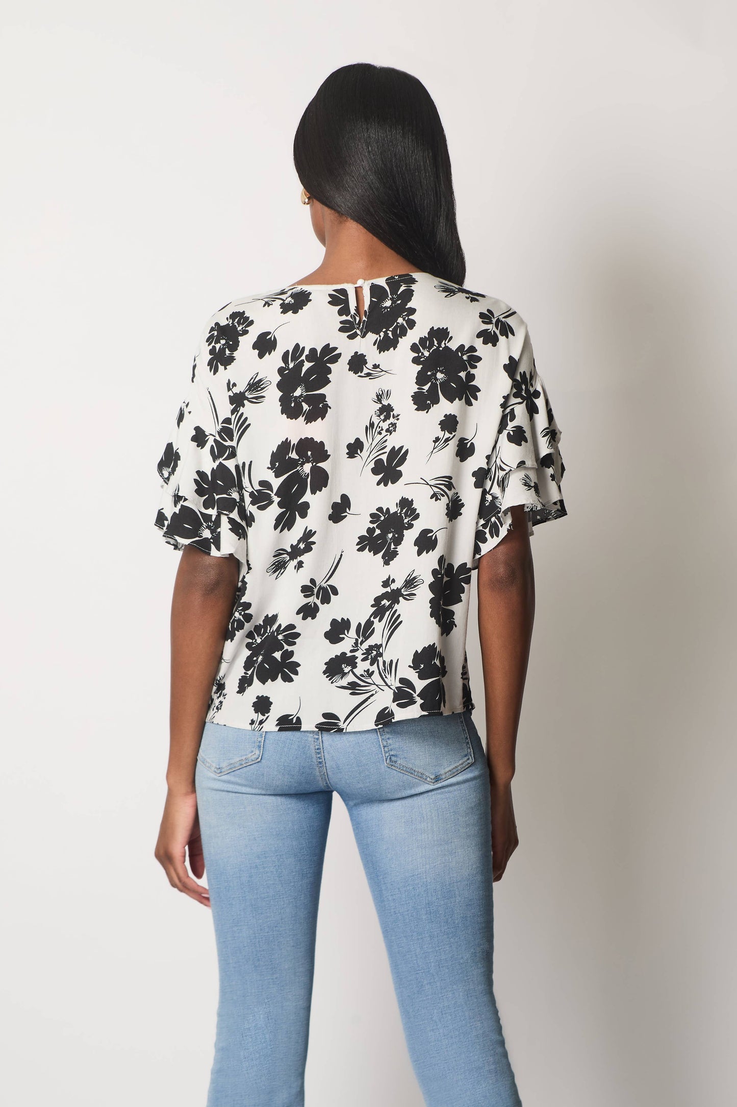 SOLO - Floral Print Top with Layered Sleeves - White: 10
