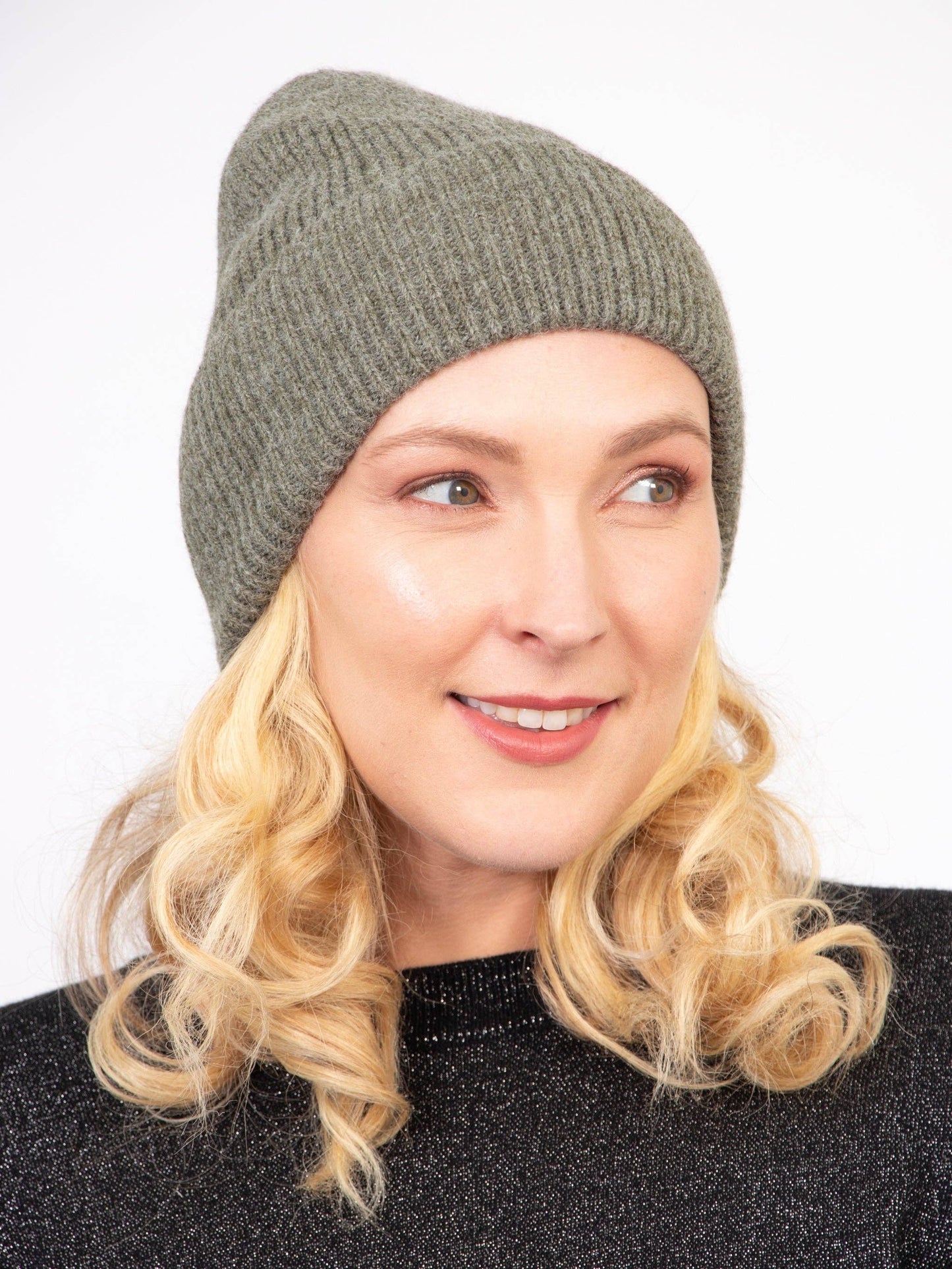 Sarta Accessories - Noelle Beanie Hat - Khaki: One-size