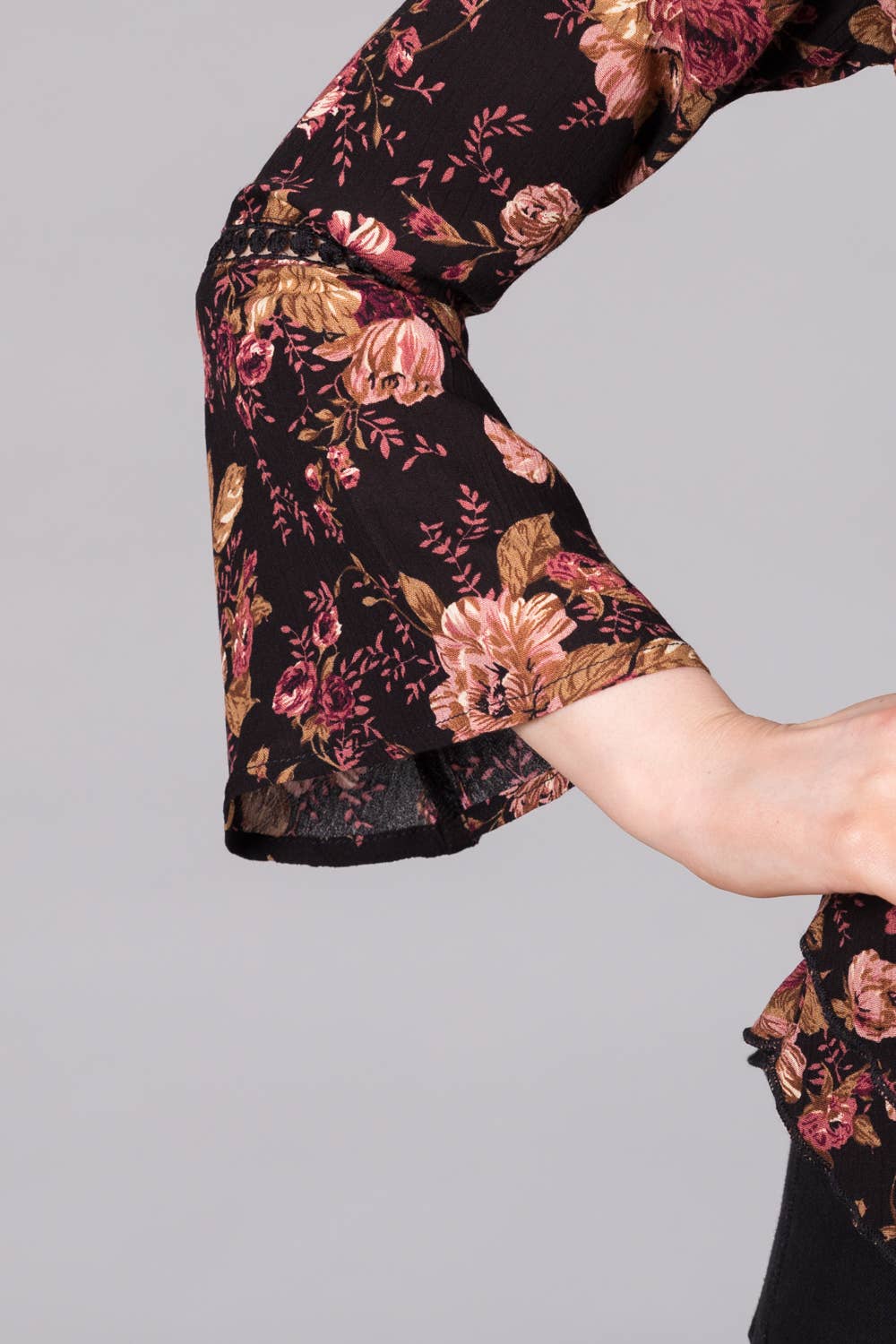 SOLO - Floral Chiffon Top with Bell Sleeves: 12