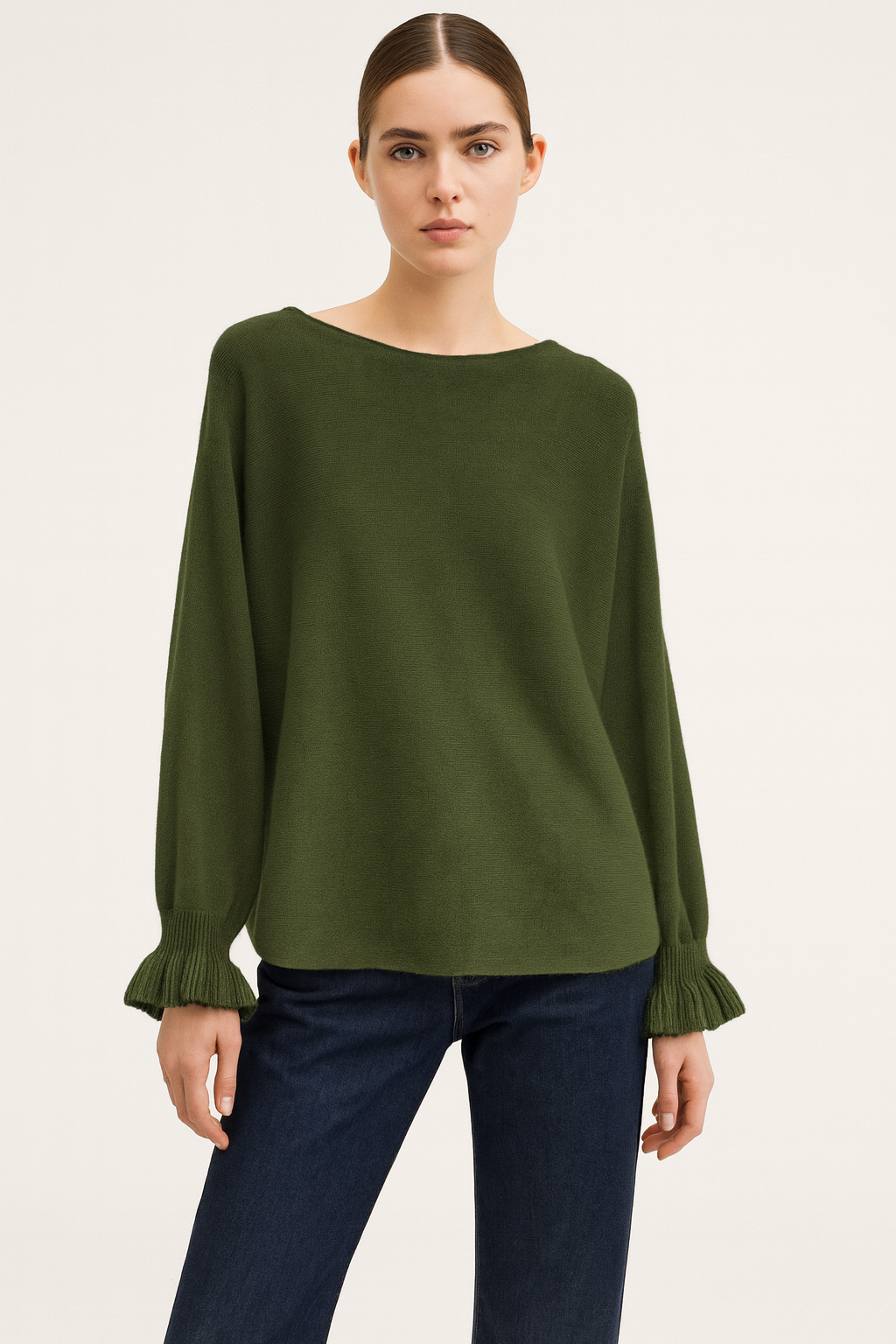 Lucy Sparks - Knit jumper with frill cuffs: Beige