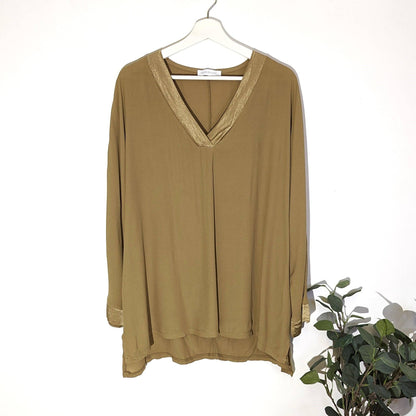 Tempest Designs - Classic v-neck long sleeve plain top with satin edge (M-L): TAN