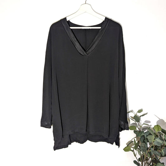 Tempest Designs - Classic v-neck long sleeve plain top with satin edge (M-L): CML