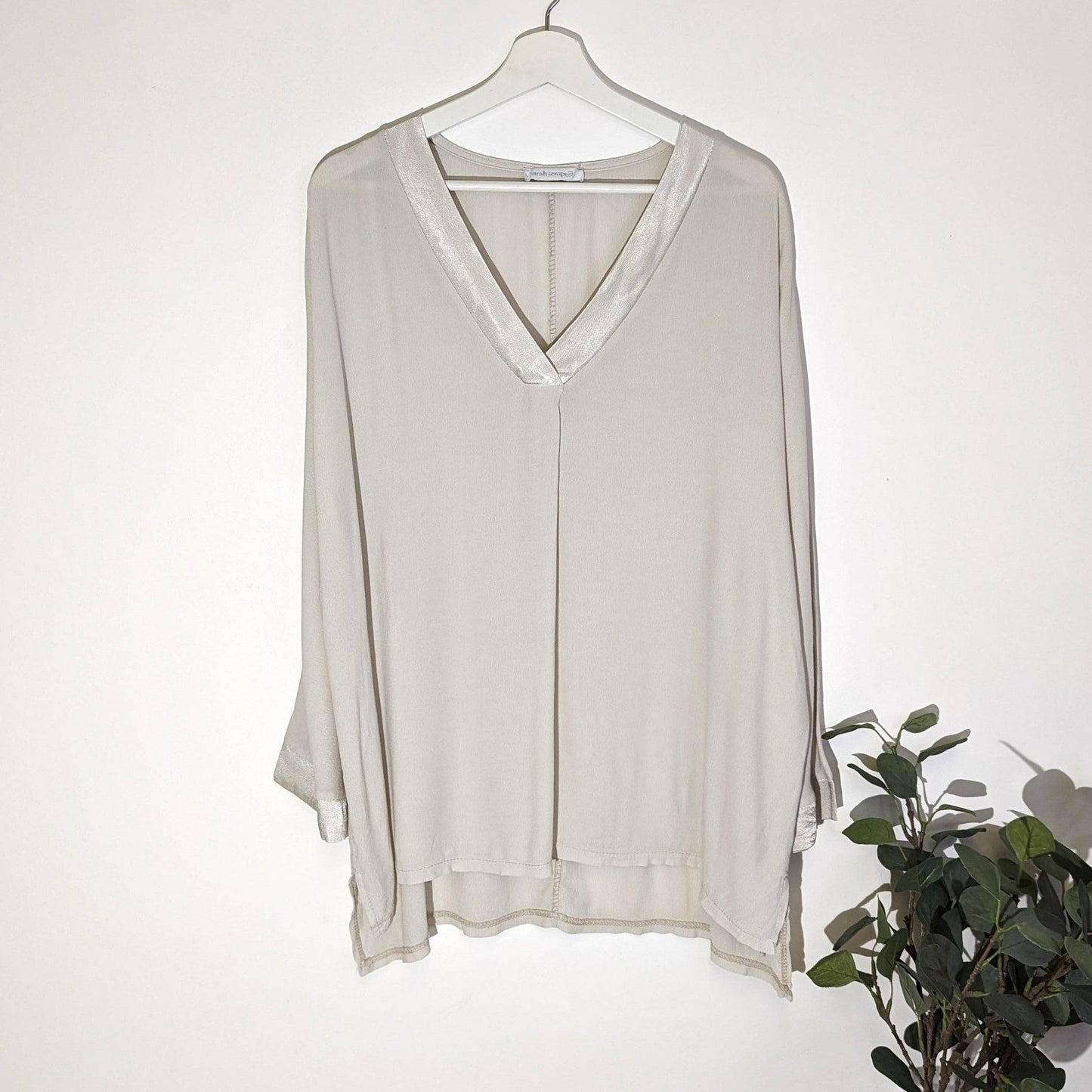 Tempest Designs - Classic v-neck long sleeve plain top with satin edge (M-L): CML