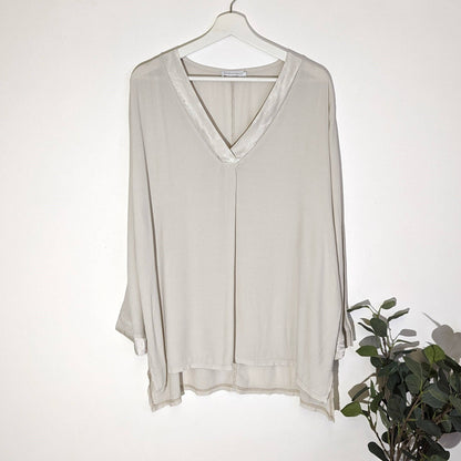 Tempest Designs - Classic v-neck long sleeve plain top with satin edge (M-L): CML