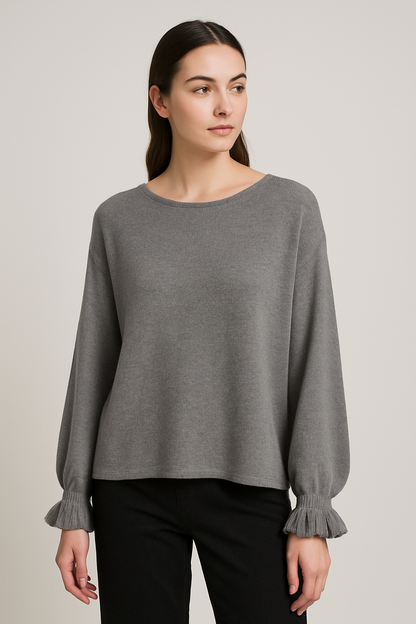Lucy Sparks - Knit jumper with frill cuffs: Black